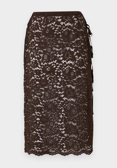 Baum und Pferdgarten SISSI - Pliiatsseelik - hot fudge