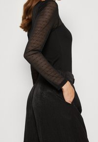 Morgan Langarmshirt - black