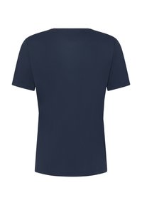 Navyblauw T-shirt met korte mouwen en een ronde halslijn, gemaakt van een gladde stof. Eenvoudig ontwerp, geen zichtbare logo's of patronen.