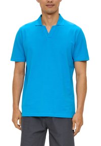 Kurzarm-Polohemd in leuchtendem Blau, aus weichem Baumwollgemisch, mit V-Ausschnitt und glatter Textur. Einfach und einfarbig, ohne Muster.