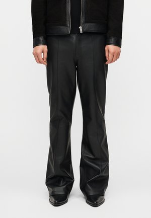 ROCKO FLARED TROUSER - Δερμάτινο παντελόνι - black