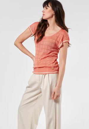 Print T-shirt - salmon