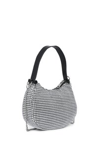 Borsa in tessuto a scacchi con forma morbida, dotata di tracolla in pelle nera e dettagli in catena argentata. Motivo monocromatico testurizzato.