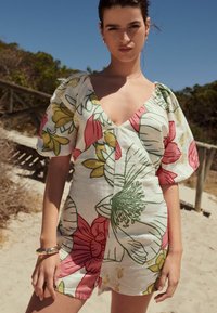 Next PUFF SLEEVE - REGULAR FIT - Jumpsuit - ecru pink floral