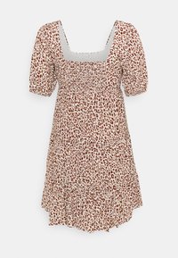 Mekko, jossa on leopardikuvio, neliön muotoinen pääntie, lyhyet puffihihat, kootut rinnat ja röyhelöhelma. Värit ovat vaalean beige ja ruskea.