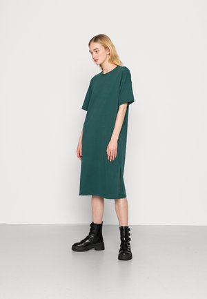 ONLSOFT LONG SLIT DRESS - Denní šaty - june bug