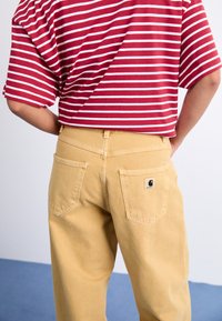 Carhartt WIP BRANDON PANT - Relaxed fit jeans - bourbon