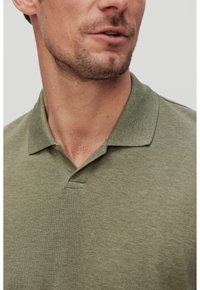 Bläck VINCENT PIQUÉ - Piké - green melange