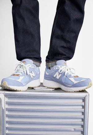 2002 UNISEX - Trainers - dark grey/light grey