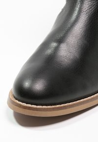 KIOMI Botines - black