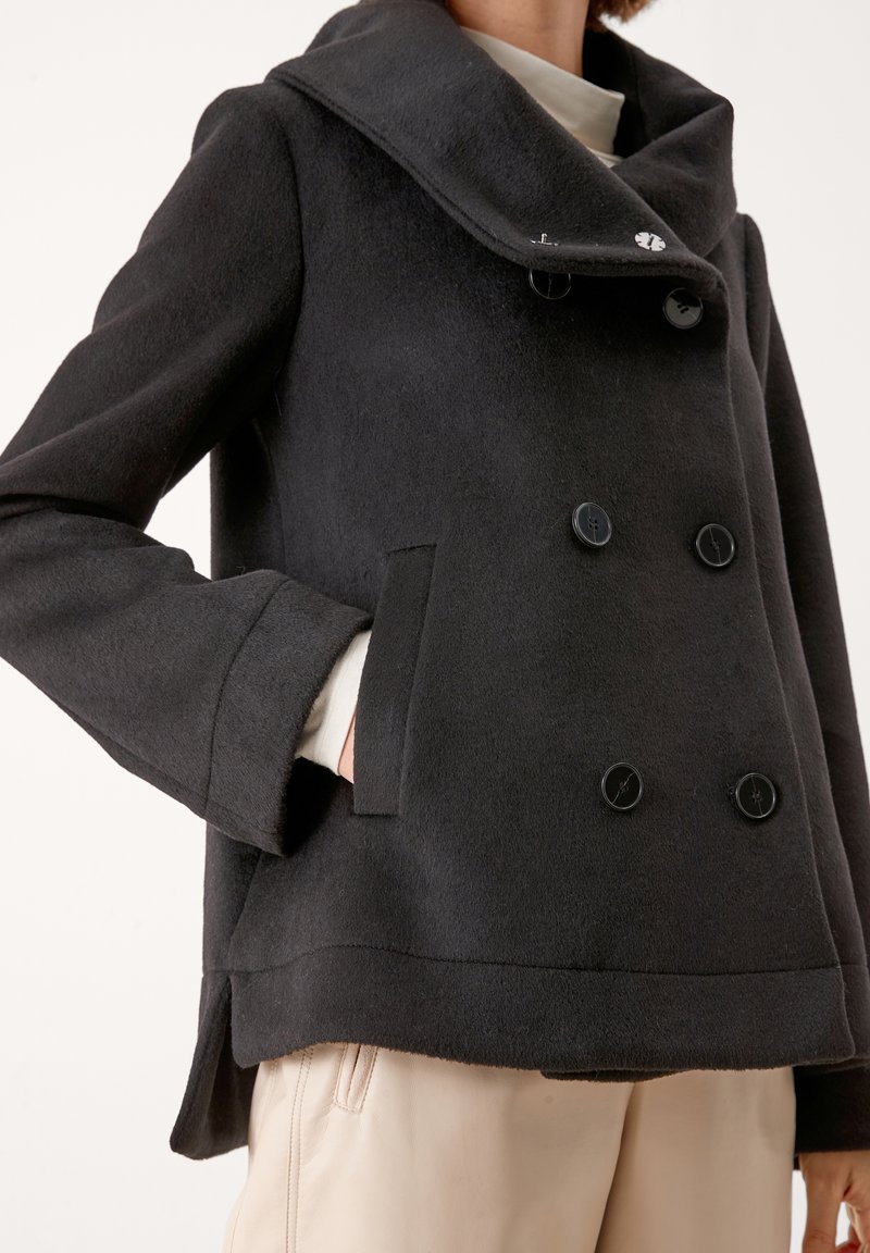 Damen Parkas | s.Oliver Kurzmantel black/schwarz - IS67378 Damen Parkas | s.Oliver Kurzmantel black/schwarz - IS67378