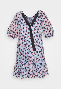 Jasnoniebieska krótka sukienka z bufkami na rękawach, czarno-czerwonym wzorem liści, falbaną na dole i czarną kokardą przy dekolcie.