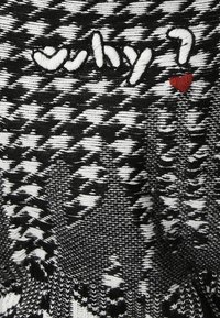 Desigual Kofta - black
