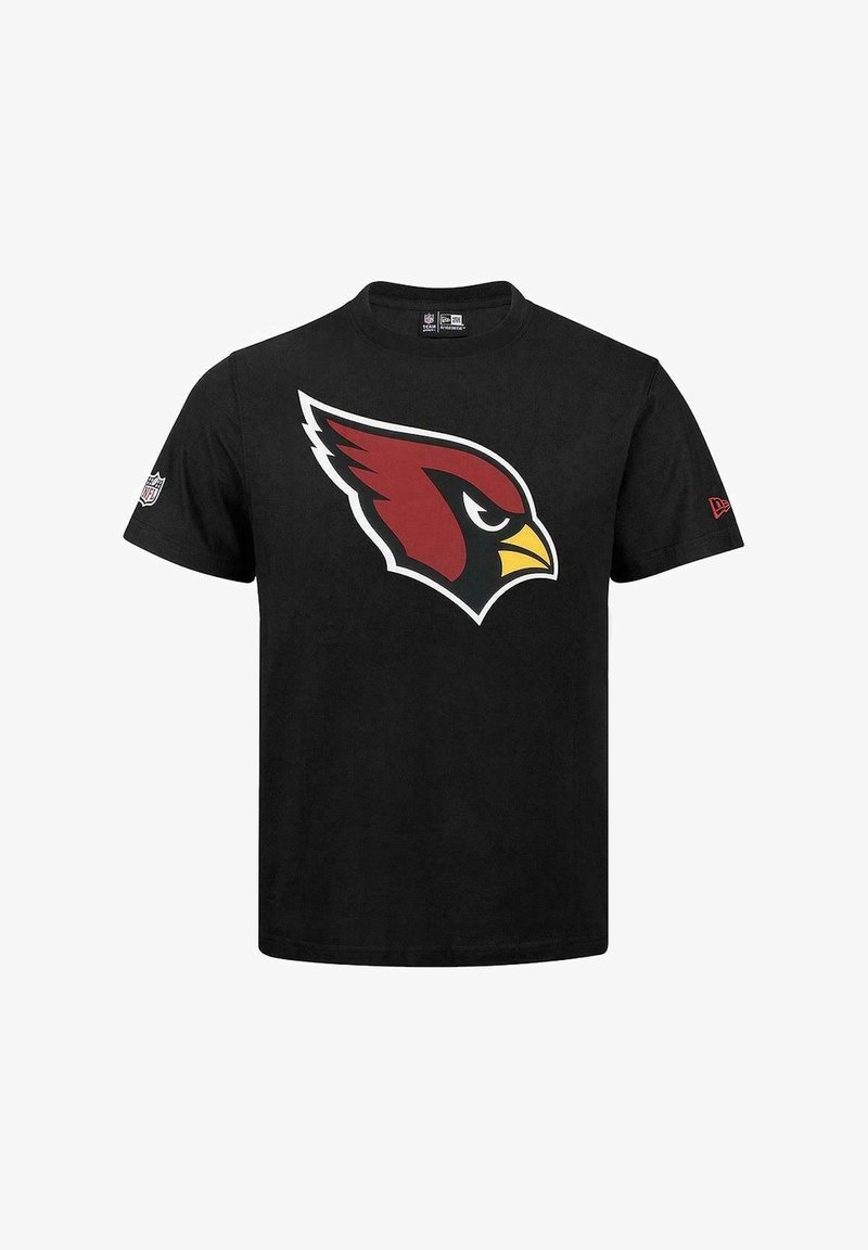 Camiseta de algodón negra con un gran logo de los Arizona Cardinals en rojo, blanco y amarillo. Mangas cortas, cuello redondo, corte casual.