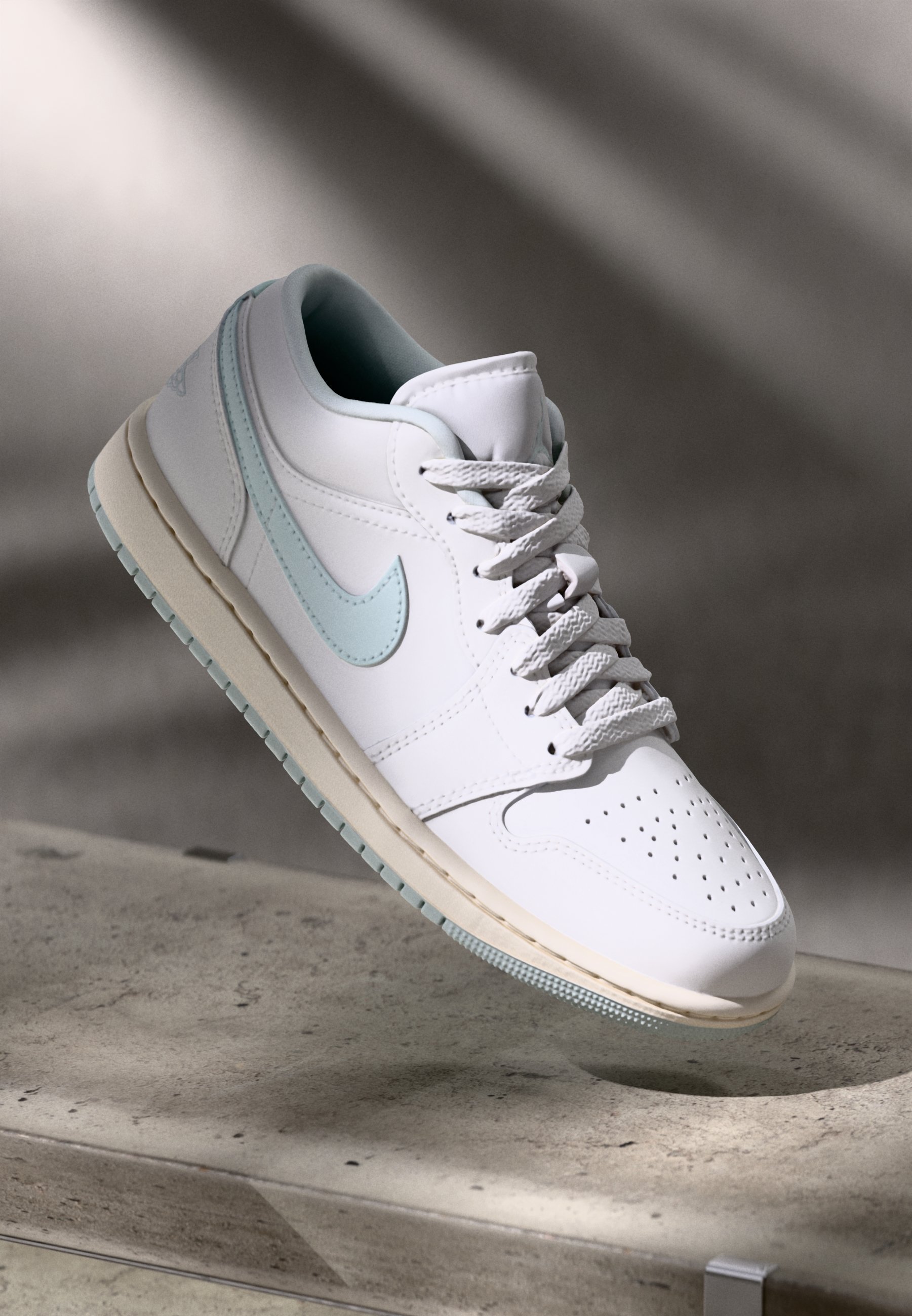 【NIKE】W AIR JORDAN 1 LOW SAIL/IGLOO 国内発送 JORDAN BRAND (WMNS) AIR JORDAN 1 LOW 