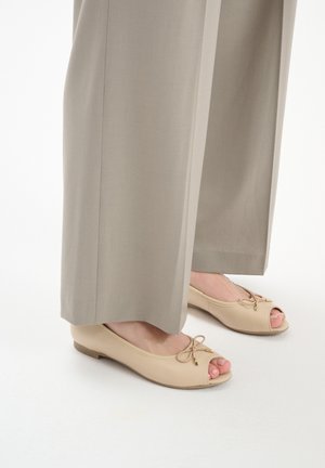 Peeptoe ballet pumps - beige