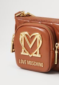 Love Moschino CITY POCKETS - Handbag - noce