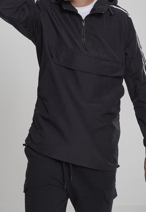 Urban Classics, Giacca a vento - black