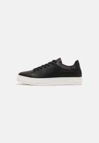 Selected Homme SLHDAVID CHUNKY TRAINER NOOS Tenisky black