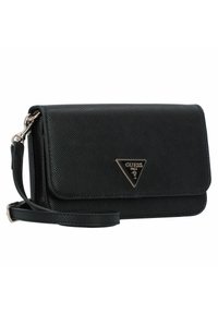 Černá texturovaná kabelka přes rameno s přehnutým víkem a kovovým logem. Obsahuje odnímatelný popruh pro všestranné možnosti nošení.