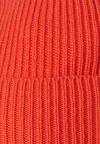 Helly Hansen Gorro - cherry tomato
