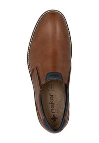 Brun læder slip-on sko med rund tå, kontrasterende sort elastik i siden og let syning. Har et præget logo indvendigt.