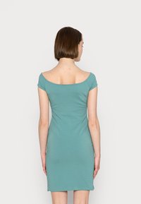 Even&Odd Vestido de malha - light blue