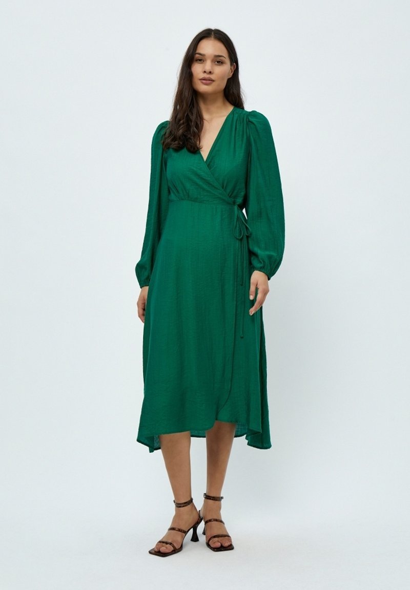 Desires ASTRA LONG SLEEVE MIDCALF - Dnevna haljina - simply green