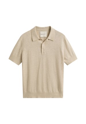 Tricou polo bej cu mânecă scurtă, manșete și tiv striate, cu nasturi dubli și etichetă cu brandul GANT în interiorul gulerului.