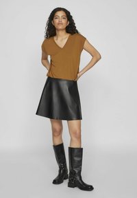 VILA VIMODALA V NECK - Camiseta básica - rubber