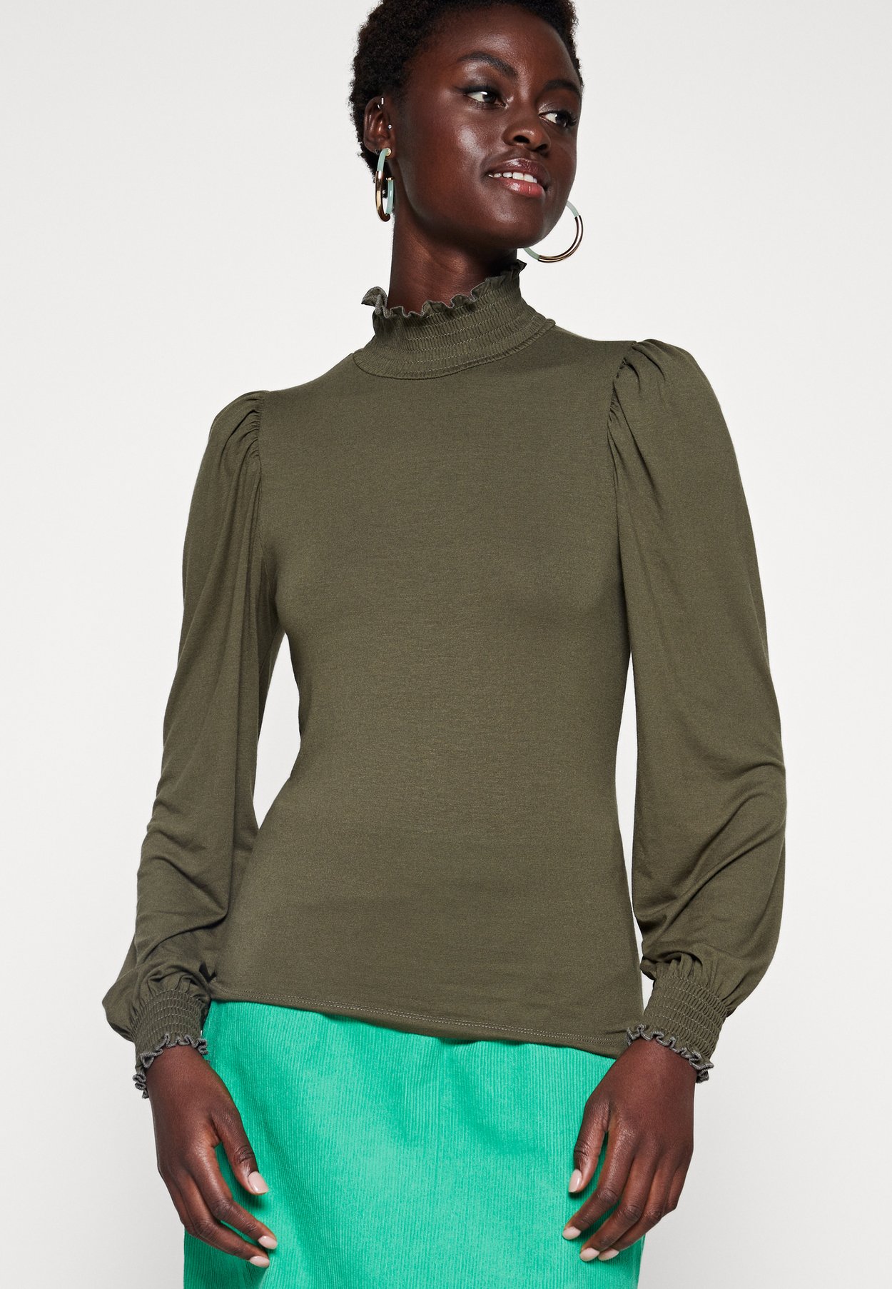 ONLELVA  SMOCK TOP 