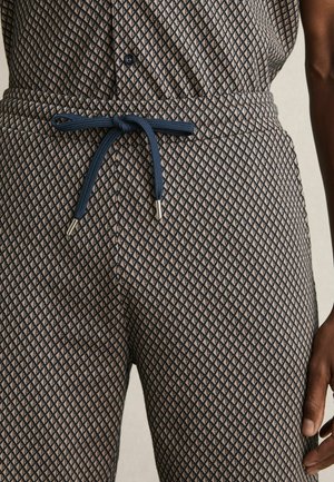 Reiss, REGULAR FIT - EZRA GEOMETRIC JACQUARD DRAWSTRING SHORTS . - Shorts - tobacco brown navy