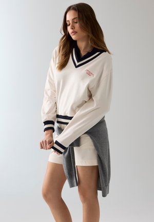 Guess Felpa - bianco