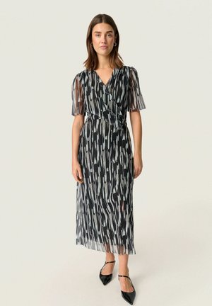 AVETTA LOTTE  - Day dress - black stroke print