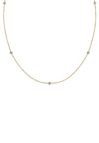 Zlatý reťazový náhrdelník s rovnomerne rozmiestnenými, okrúhlymi priezračnými drahokamami. Dizajn je jemný s hladkou textúrou a jednoduchým tvarom.