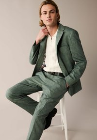 Next TAILORED FIT - REGULAR FIT - Anzugsakko - green
