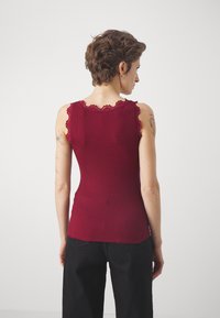 Rosemunde REGULAR VINTAGE - Topper - cabernet