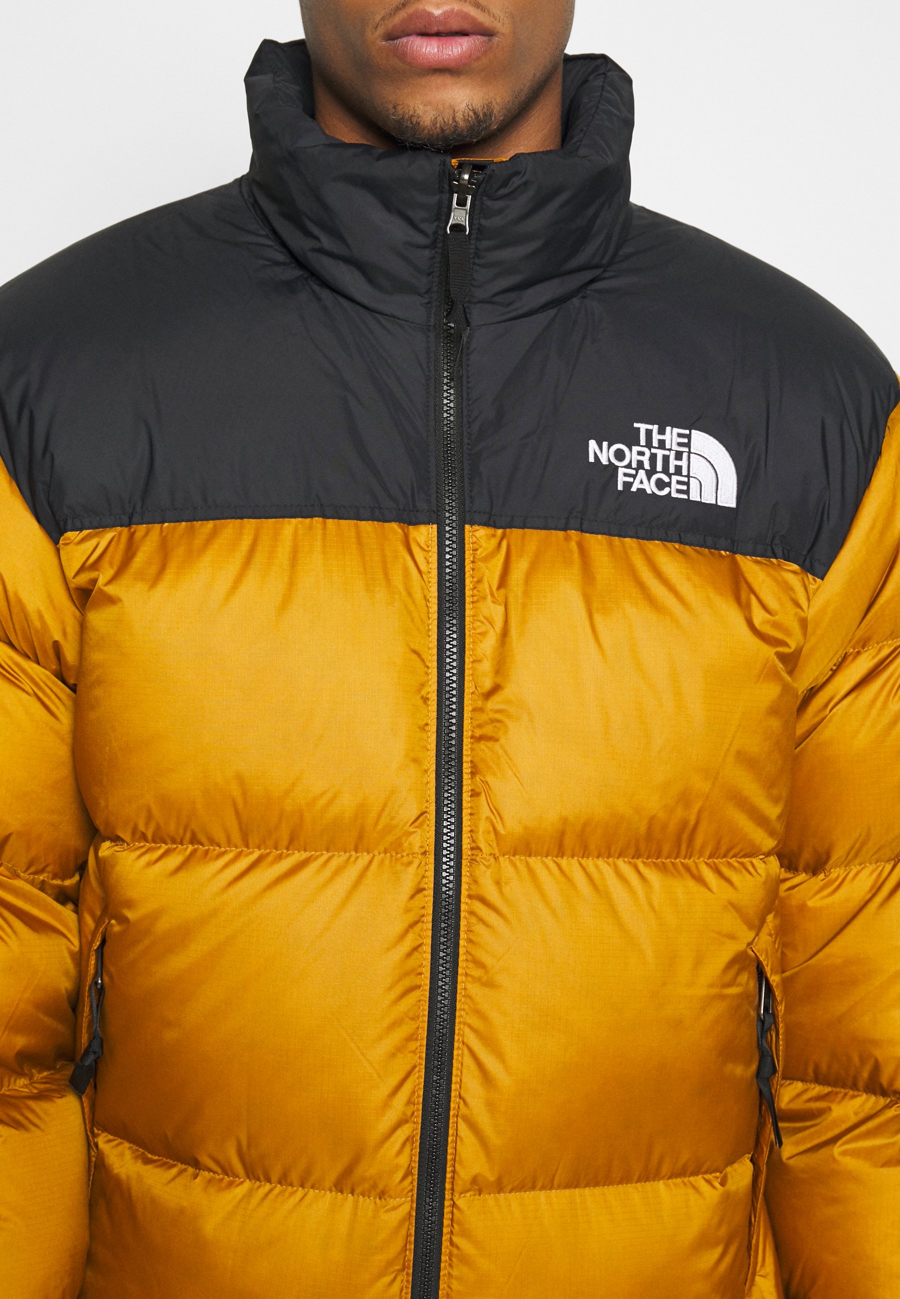 The North Face 1996 RETRO NUPTSE JACKET Dunjakke timber The North Face 1996 RETRO NUPTSE JACKET Dunjakke timber