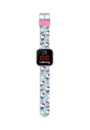 Montre numérique Hello Kitty avec un cadran rectangulaire noir, un affichage LED rouge et un bracelet bleu clair arborant des motifs répétés de Hello Kitty et des nuages.