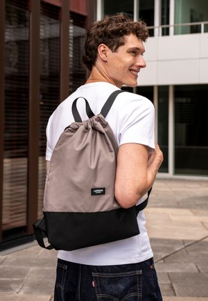 Larkson,  UNISEX, taupe