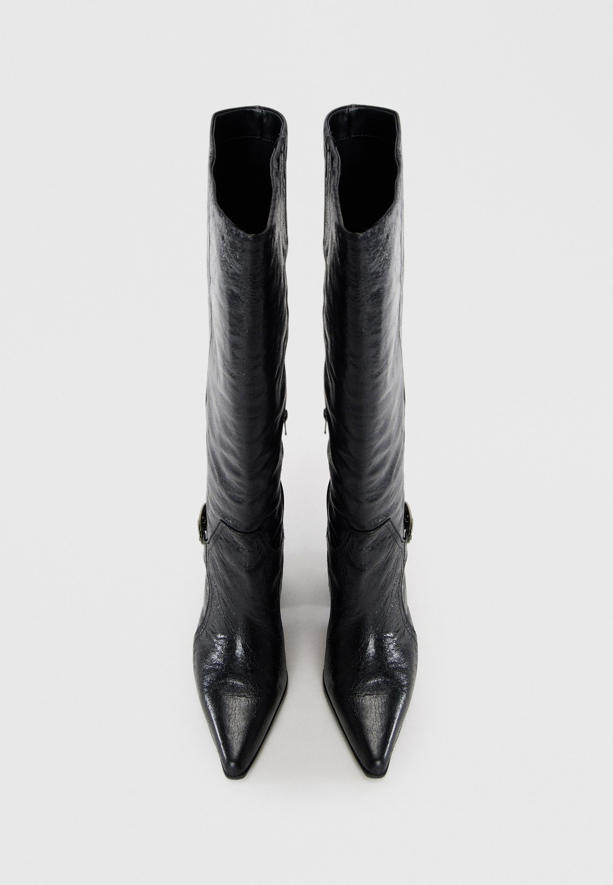 SADDLE