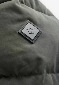 Next REGULAR FIT SIGNATURE LONGLINE - Vinterfrakke - khaki green