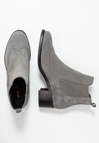 Pier One Botines bajos - grey