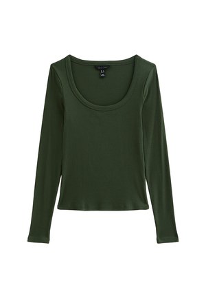 Långärmad topp i mörkgrön, tillverkad av ribbat tyg med rundad halsringning och rak nederdel. Har en figurnära silhuett.