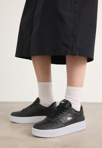 T-CLIP PLAT - Sneakers - black/white