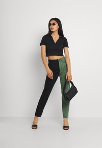 Even&Odd Polo - black