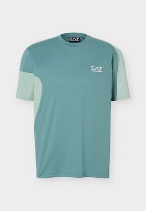EA7 Emporio Armani, TENNIS PRO TEE COLOURBLOCK - Αθλητικό μπλουζάκι - silver pine