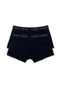 Sorte boxerbriefs med et blødt stof, minimalistisk design, og en kontrastfarvet hvid elastik med teksten "CASUAL FRIDAY."