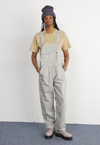 Carhartt WIP AMERICAN SCRIPT - Basic T-shirt - sable