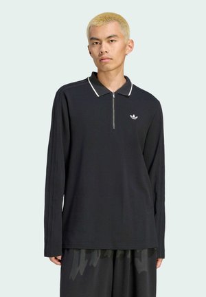 adidas Originals, 3 STRIPES ENGINEERED RIB LONG SLEEVE POLO SHIRT - Polo - black